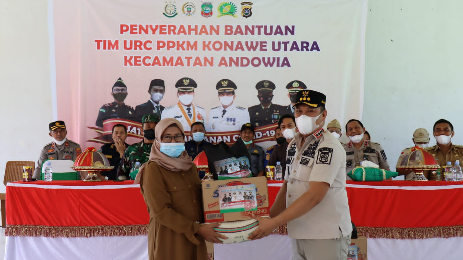 URC Konut Serahkan Bantuan ke Warga Terdampak Penerapan PPKM