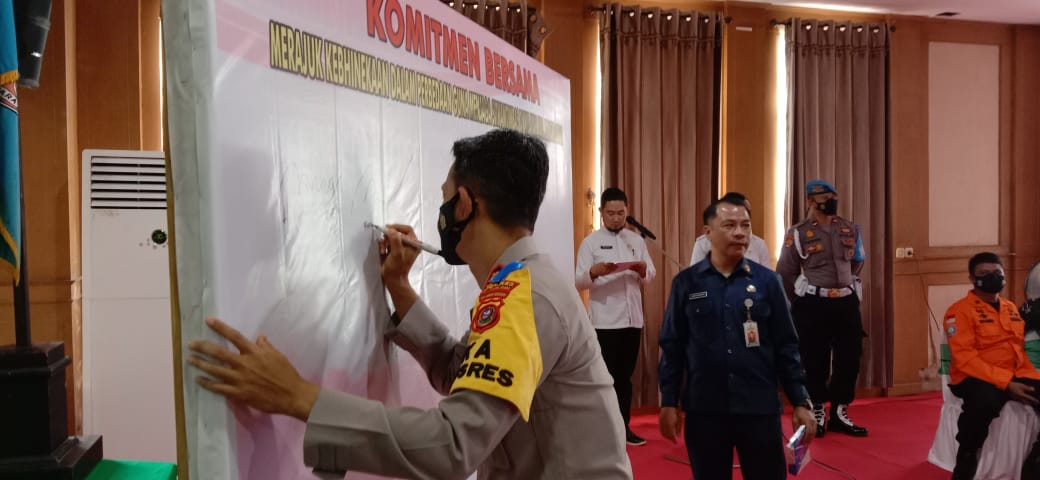 Pemda dan Polres Konut Tanda Tangani Komitmen Bersama Ciptakan Kamtibmas