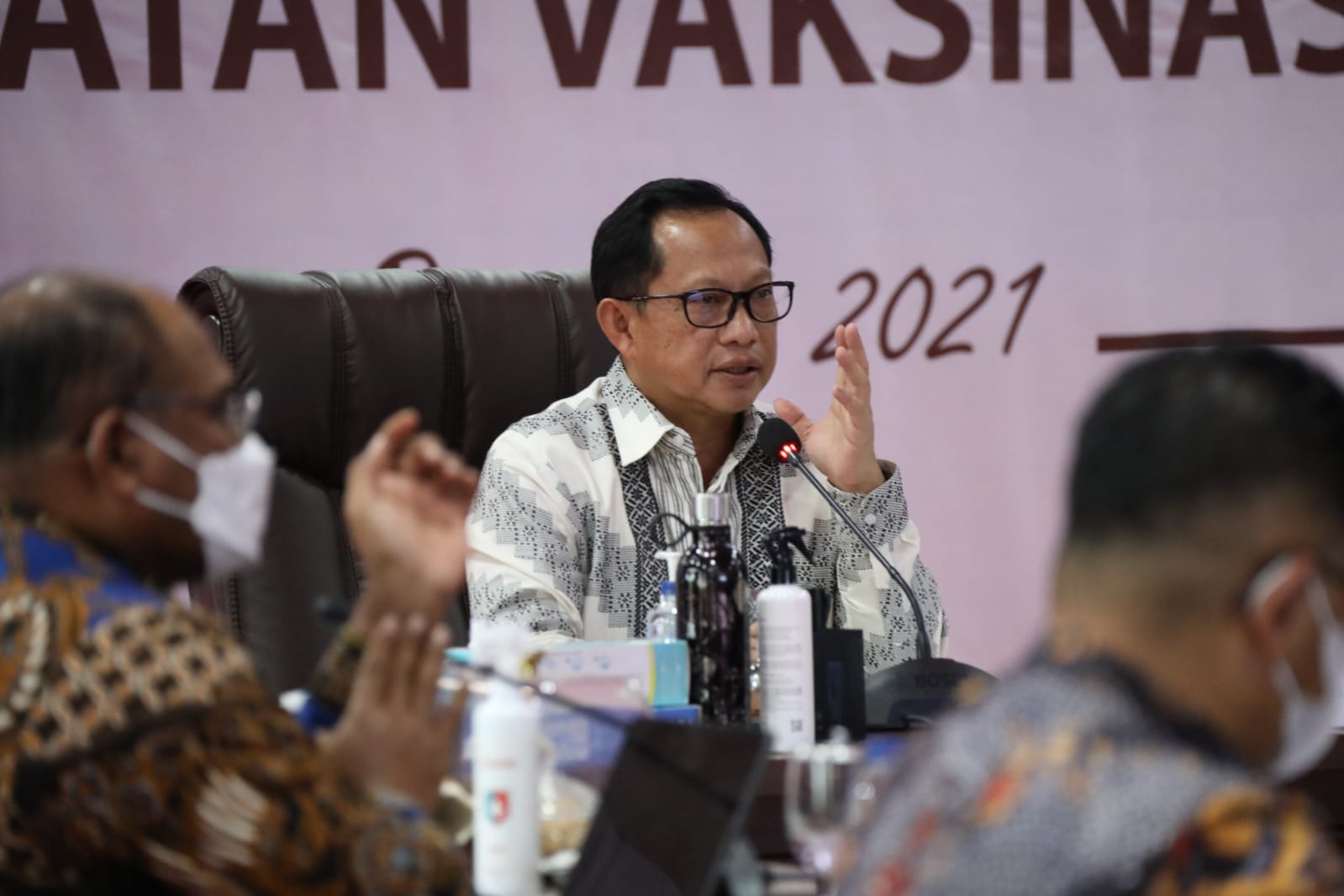 Belum Capai Target, Mendagri Dorong Pemda Sultra Percepat Vaksinasi Covid-19