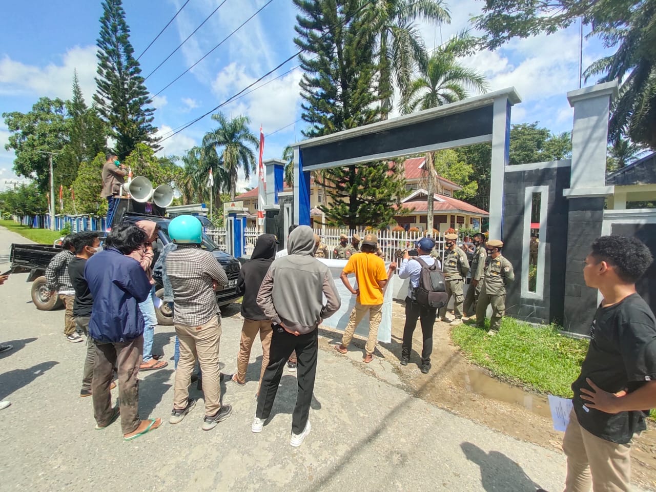 Dugaan Penyalahgunaan Wewenang, Kejati dan Polda Sultra Diminta Periksa Kepala BPSDM Sultra