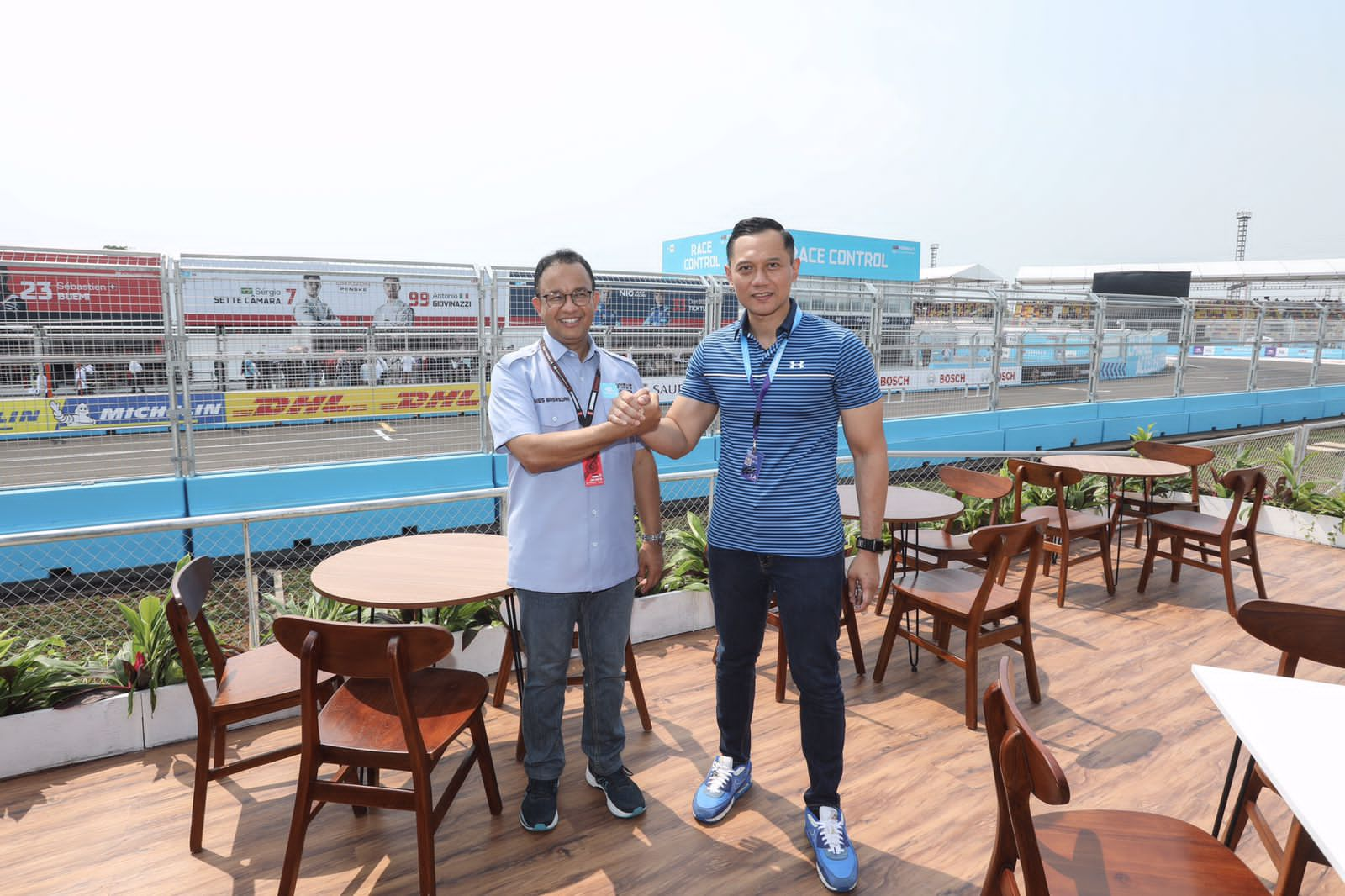 AHY dan Anies Tampak Mesrah saat Nobar Formula E di Sirkuit Ancol