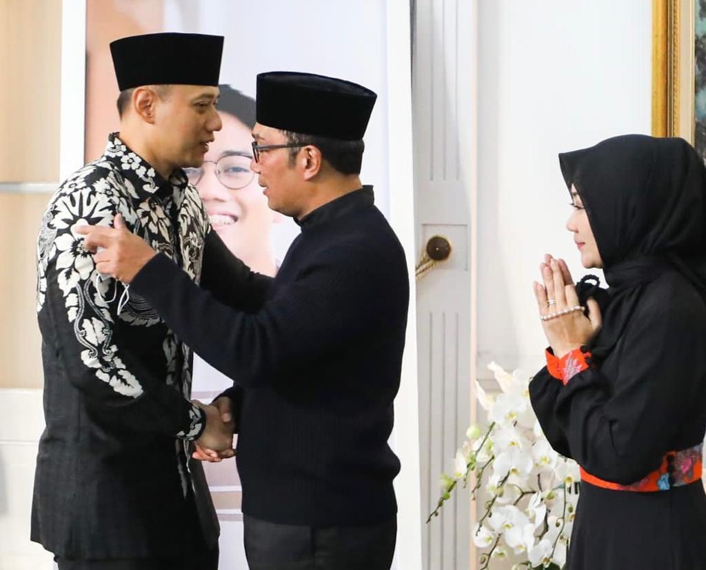 Takziah ke Rumah Ridwan Kamil, AHY Sampaikan Belasungkawa untuk Eril