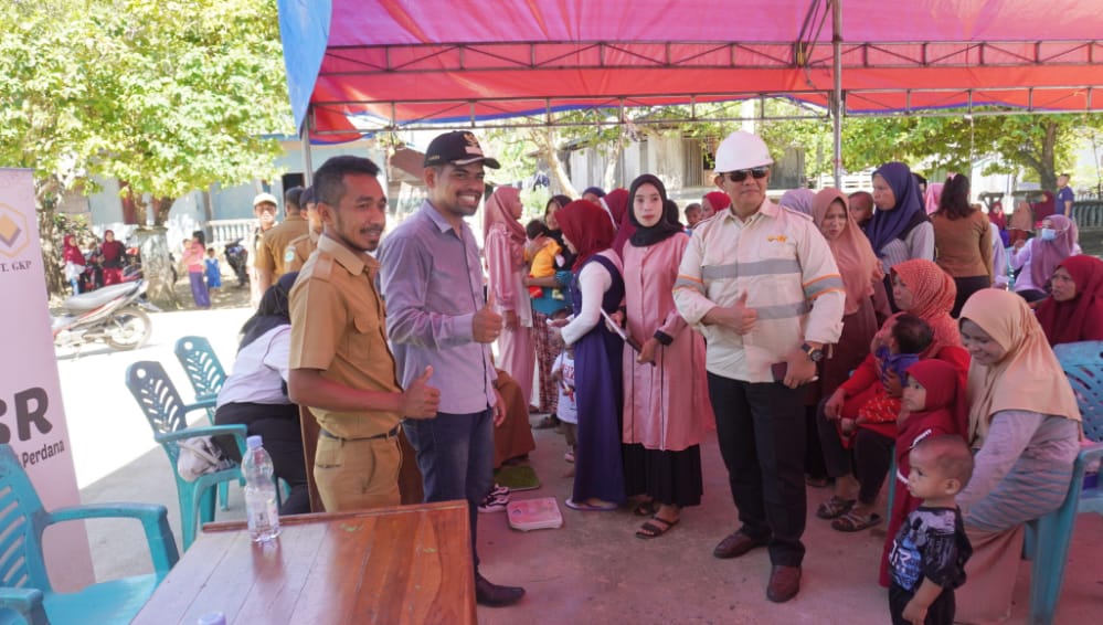 Ikut Cegah Stunting, PT GKP Bantu Pemberian Makanan Tambahan Bayi dan Balita di Wawonii